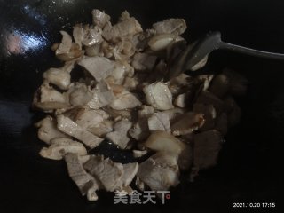 炒猪肉步骤4