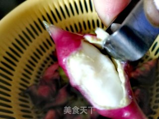 减肥塑身5分钟快手菜，炒菱角步骤2