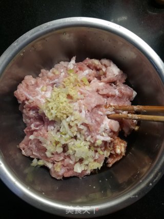 菌菇炖肉丸步骤1
