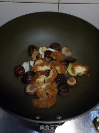 菌菇炖肉丸步骤9