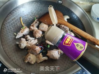 香菇焖鸭块步骤9