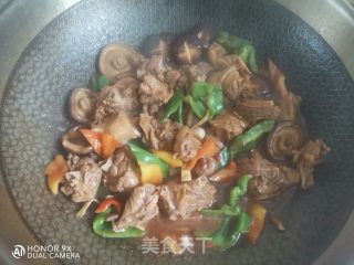 香菇焖鸭块步骤14