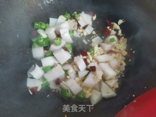 爆炒骨肉相连步骤10