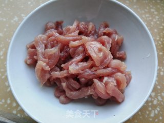 豆角胡萝卜炒肉丝步骤1
