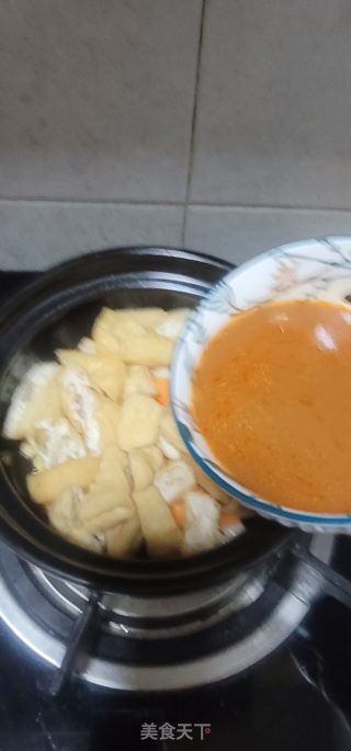油豆腐肉片煲步骤8