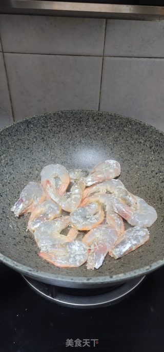 蒜香大虾步骤5