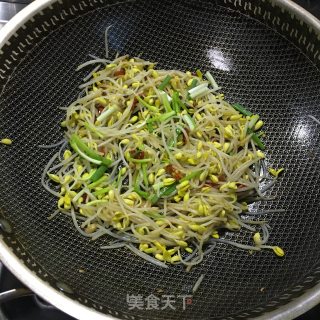 醋溜黄豆芽步骤5