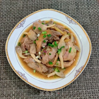 平菇蒸鸡腿步骤10