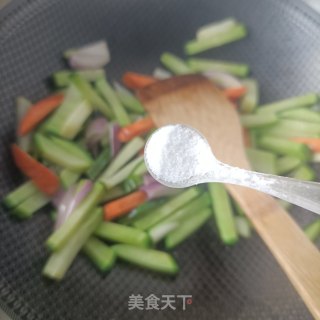 “萝卜”青萝卜炖酱牛肉步骤6