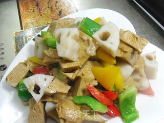 莲藕彩椒炒豆干步骤10