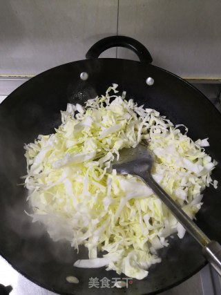 辣炒包菜丝步骤3