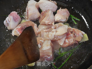 栗子烧鸡腿步骤6