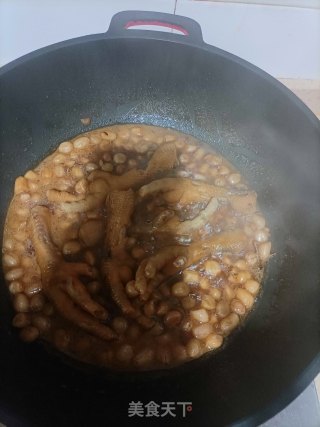 鸡爪烧花生步骤8