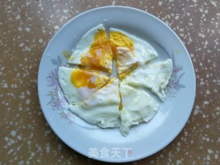 青菜炒荷包蛋步骤5