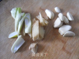 煎烧多宝鱼步骤3
