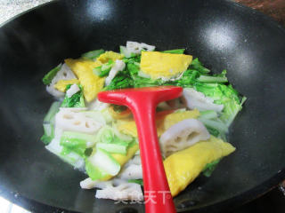 蛋饺莲藕煮毛毛菜步骤6