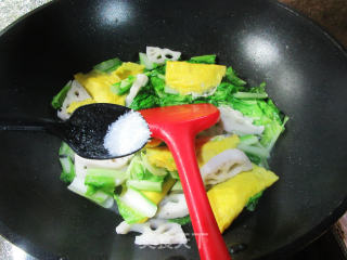 蛋饺莲藕煮毛毛菜步骤8