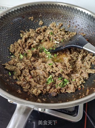 快手孜然羊肉步骤5