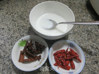 大白菜炖五花肉步骤2