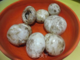 煎烹口蘑步骤1