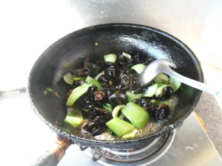 秋木耳油菜步骤7