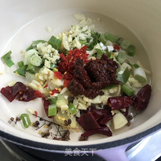 香辣鲈鱼炖豆腐步骤5