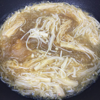 蒜蓉粉丝烧金针菇步骤6