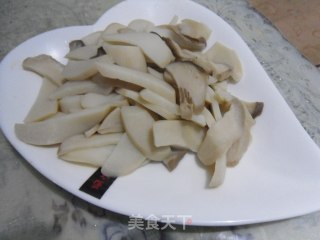 菌菇黑白菜步骤4
