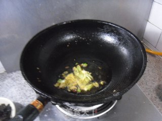 菌菇黑白菜步骤5
