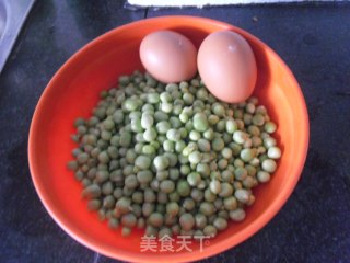 鸡蛋烧豌豆步骤1