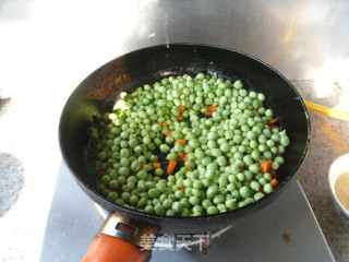 鸡蛋烧豌豆步骤7