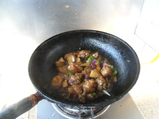 鸡翅烧菌菇步骤13