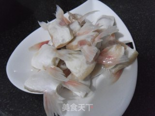 红烧巴沙鱼翅步骤2