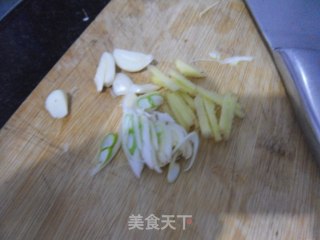 红烧巴沙鱼翅步骤3