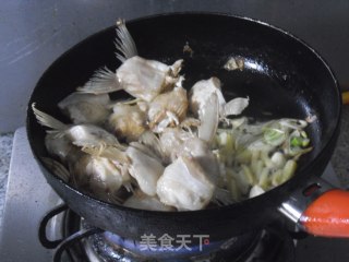 红烧巴沙鱼翅步骤5