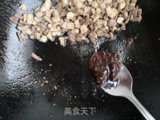 酱烧肉丁豆腐步骤4