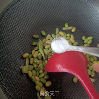 鸡爪章鱼炒毛豆步骤18
