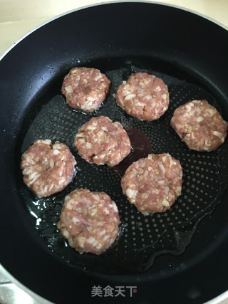 藕粒肉饼步骤8