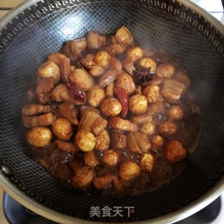 五花肉烧虎皮鹌鹑蛋步骤8