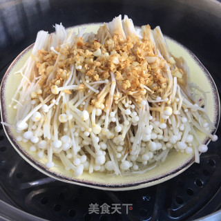蒜蓉粉丝蒸金针菇步骤7