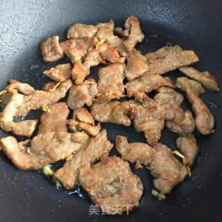 西芹炒牛柳步骤5