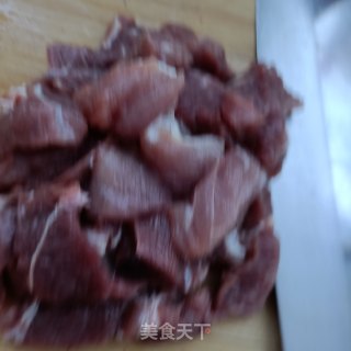 莲藕炖精肉步骤5