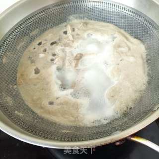 莲藕炖精肉步骤7