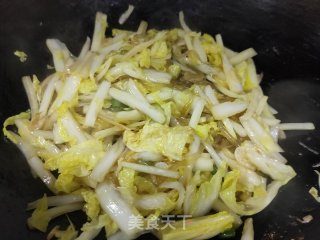 红薯粉丝炒娃娃菜步骤9