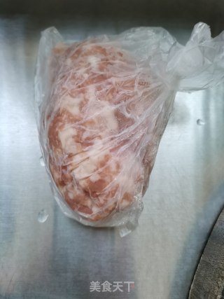 肉末花生焖豆角干步骤3