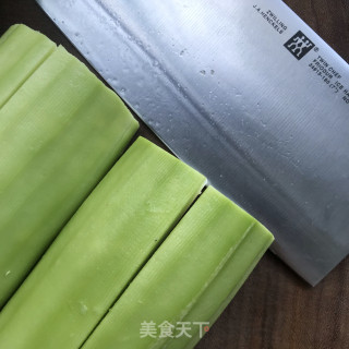 核桃油炒西葫芦步骤4