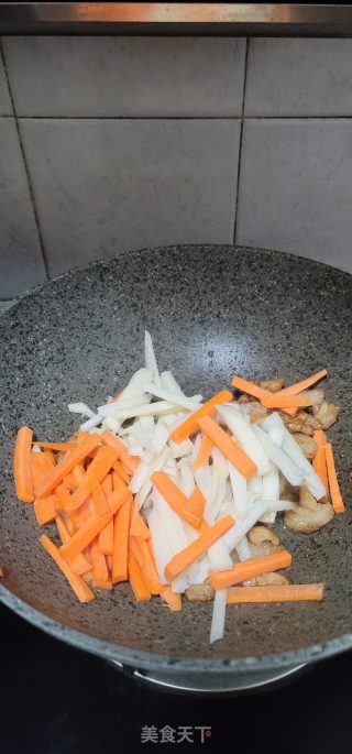肉片炒藕条步骤7