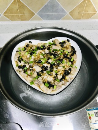 豆豉蒸花肠步骤10