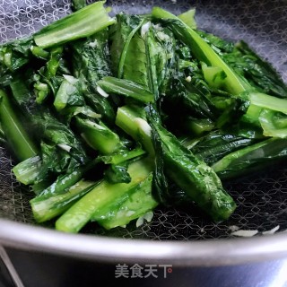 核桃油炒油麦菜步骤7