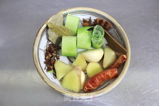 电饭煲炖牛肉步骤7